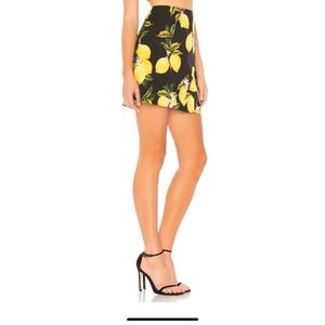 🍋Revolve L’Academie The Fiona Lemon Black skirt